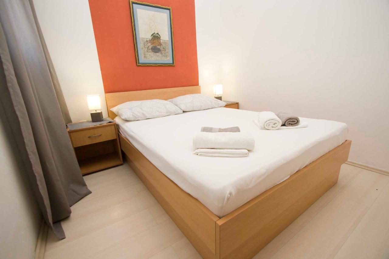 Apartman Mia I Toni Makarska Exterior photo